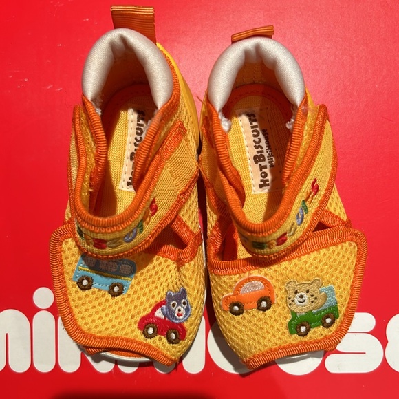 Hot Biscuits baby shoes size 12 - Picture 3 of 4